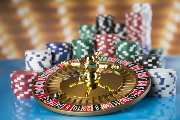 maxwin228 live-dealer table streaming on mobile phone