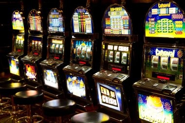 maxwin228 game library interface showing live casino, arcade, sportsbook, and esports categories